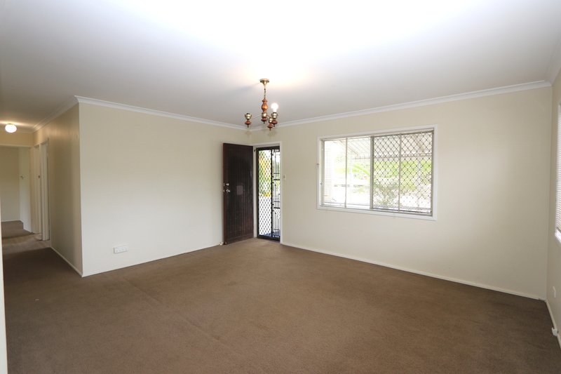 Photo - 26 Susanne Street, Southport QLD 4215 - Image 5