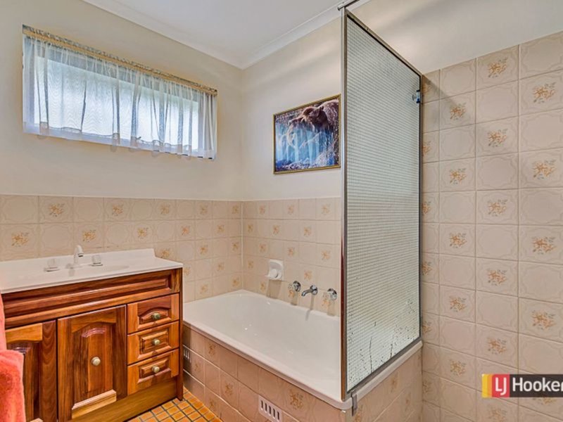 Photo - 26 Swan Avenue, Rostrevor SA 5073 - Image 15