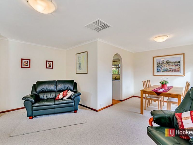 Photo - 26 Swan Avenue, Rostrevor SA 5073 - Image 5