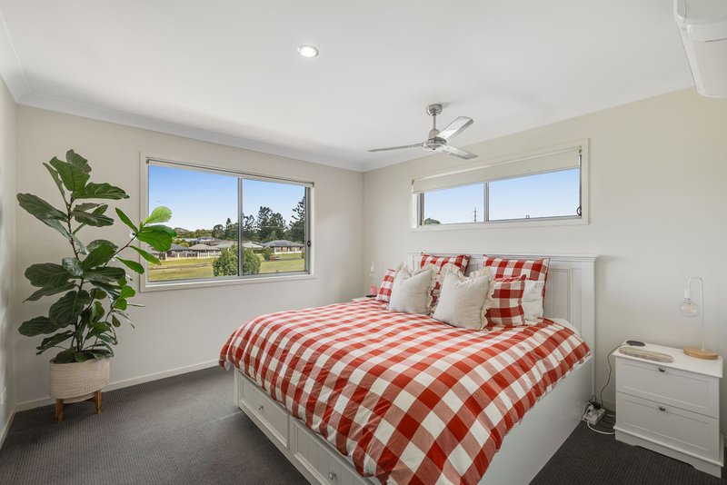 Photo - 2/6 Sweeney Street, Kearneys Spring QLD 4350 - Image 6