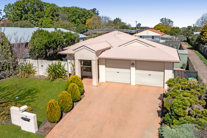 Photo - 26 Sweetapple Crescent, Centenary Heights QLD 4350 - Image 14