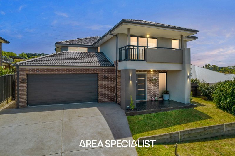 Photo - 26 Tahoe Circuit, Pakenham VIC 3810 - Image 2