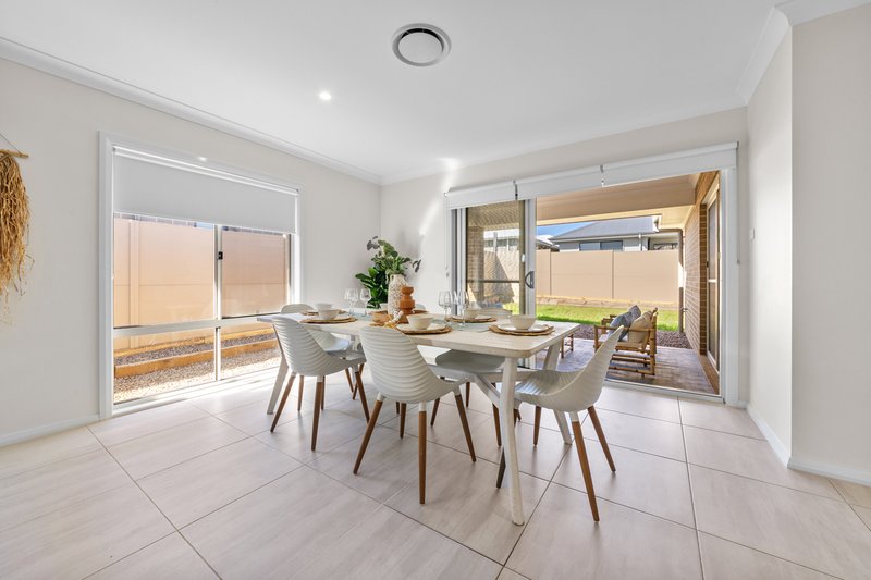 Photo - 26 Talbot Parkway, North Rothbury NSW 2335 - Image 4