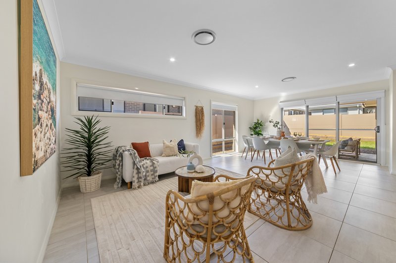 Photo - 26 Talbot Parkway, North Rothbury NSW 2335 - Image 6