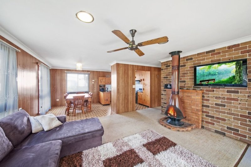 Photo - 26 Tall Timbers Road, Wamberal NSW 2260 - Image 2