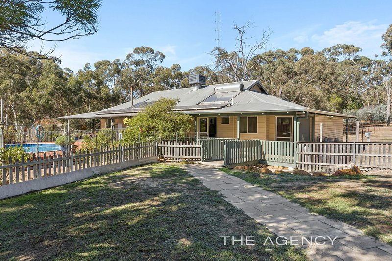 Photo - 26 Tamma Road, Bakers Hill WA 6562 - Image 25