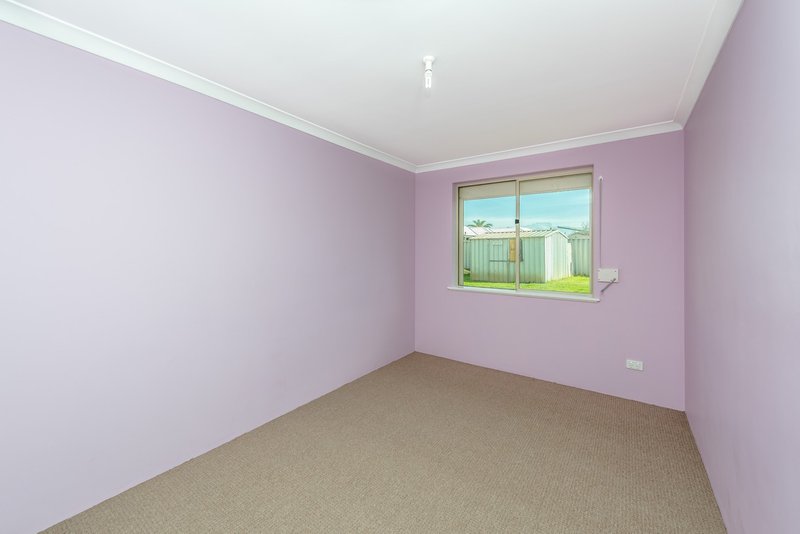 Photo - 26 Tappak Street, Waggrakine WA 6530 - Image 13