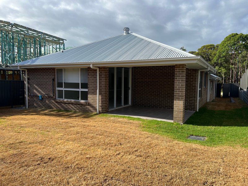 Photo - 26 Tarkalong Street, Edgeworth NSW 2285 - Image 11