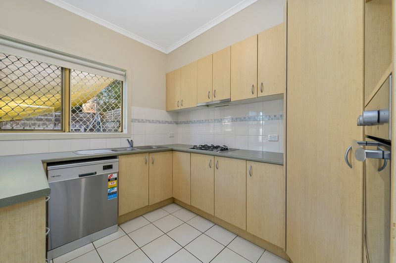 Photo - 26 The Glades , Taylors Hill VIC 3037 - Image 7