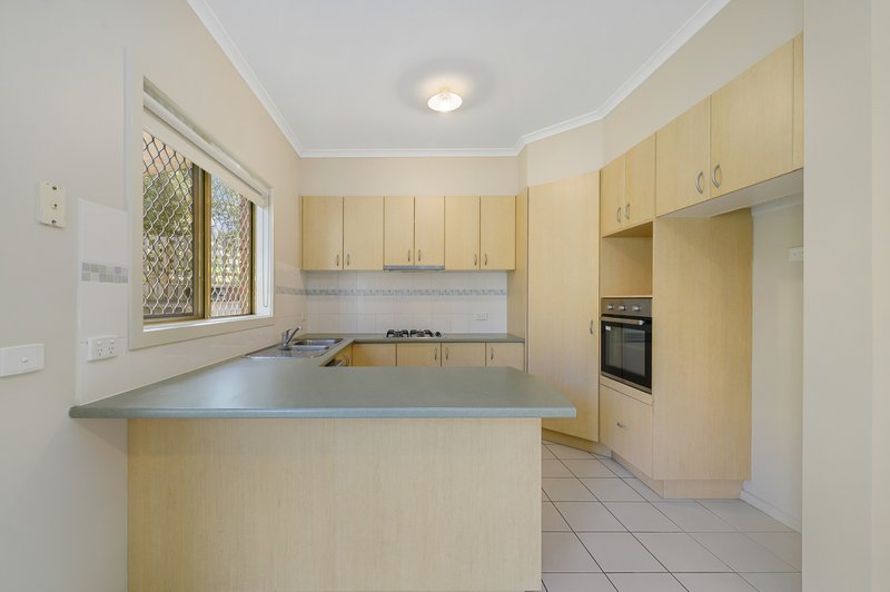 Photo - 26 The Glades , Taylors Hill VIC 3037 - Image 10