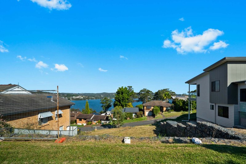 Photo - 26 Thompson Road, Speers Point NSW 2284 - Image 4