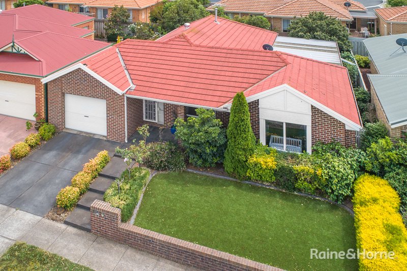 Photo - 26 Thornton Avenue, Sunbury VIC 3429 - Image 2