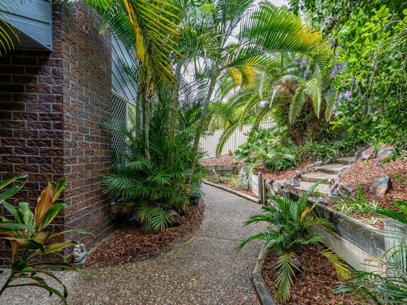 Photo - 26 Tobermory Court, Merrimac QLD 4226 - Image 16