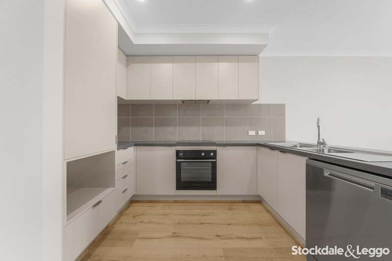 Photo - 26 Tottori Road, Truganina VIC 3029 - Image 3