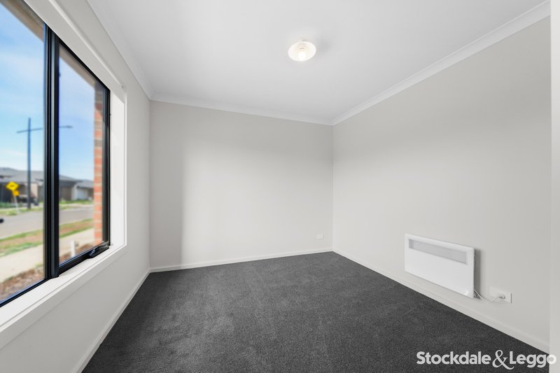 Photo - 26 Tottori Road, Truganina VIC 3029 - Image 9