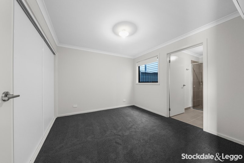 Photo - 26 Tottori Road, Truganina VIC 3029 - Image 10