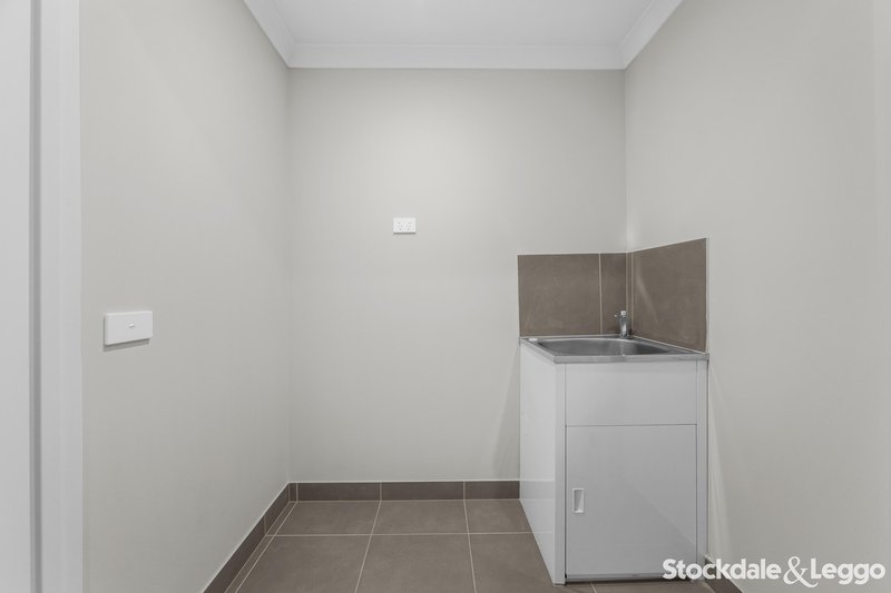 Photo - 26 Tottori Road, Truganina VIC 3029 - Image 15