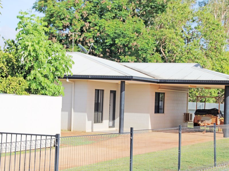 Photo - 2/6 Transmission Street, Weipa QLD 4874 - Image 3