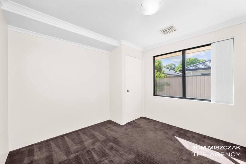 Photo - 26 Tulip Way, East Cannington WA 6107 - Image 21