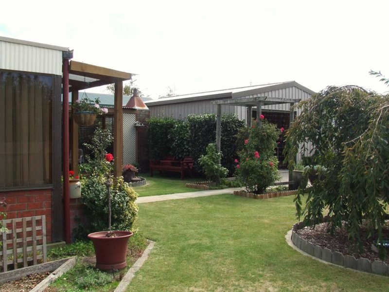 Photo - 26 Tully Street, St Helens TAS 7216 - Image 10