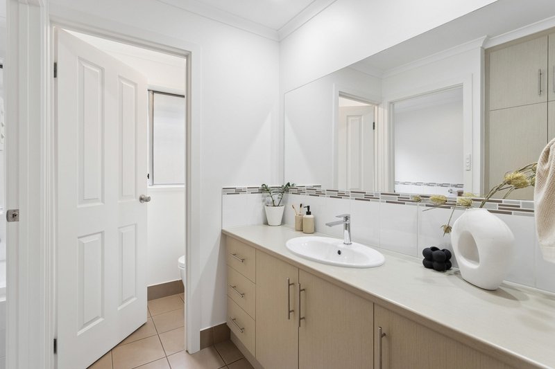 Photo - 26 Tuscan Road, Golden Grove SA 5125 - Image 5