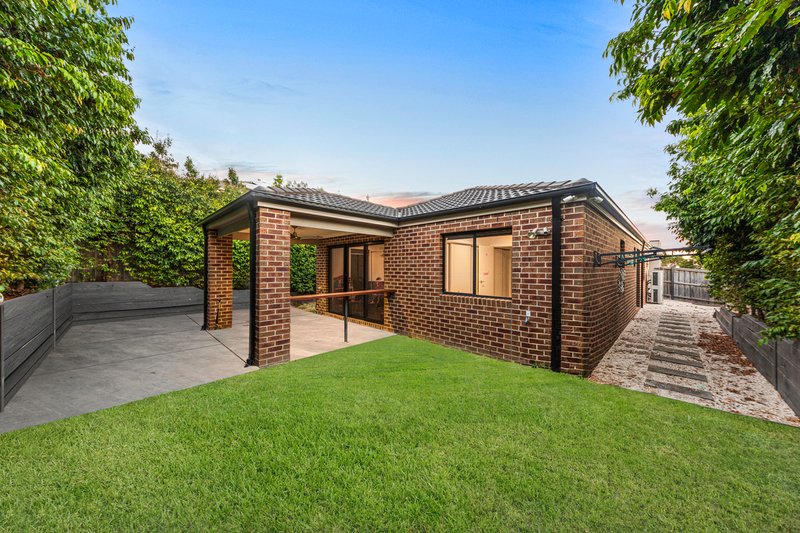 Photo - 26 Tyalla Way, Pakenham VIC 3810 - Image 14