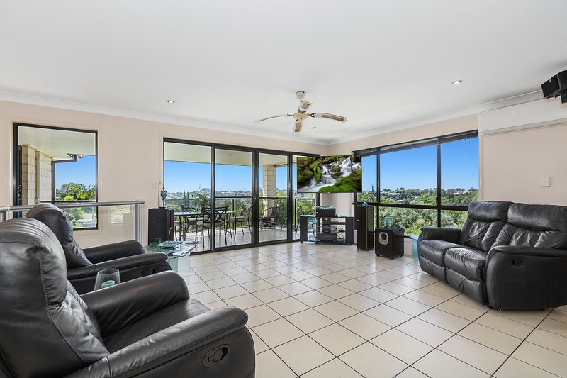 Photo - 26 Tyrone Terrace, Banora Point NSW 2486 - Image 2