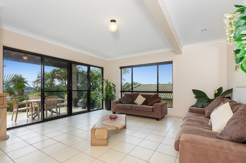 Photo - 26 Tyrone Terrace, Banora Point NSW 2486 - Image 9