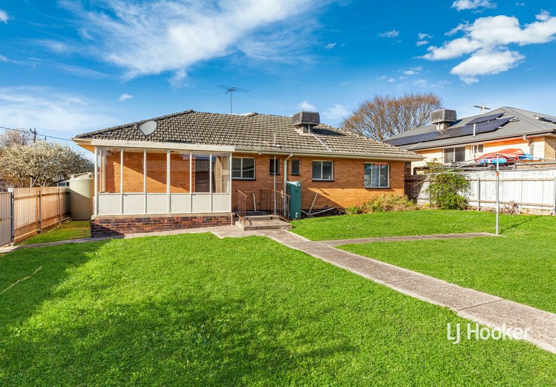 Photo - 26 Union Street, Kilmore VIC 3764 - Image 7