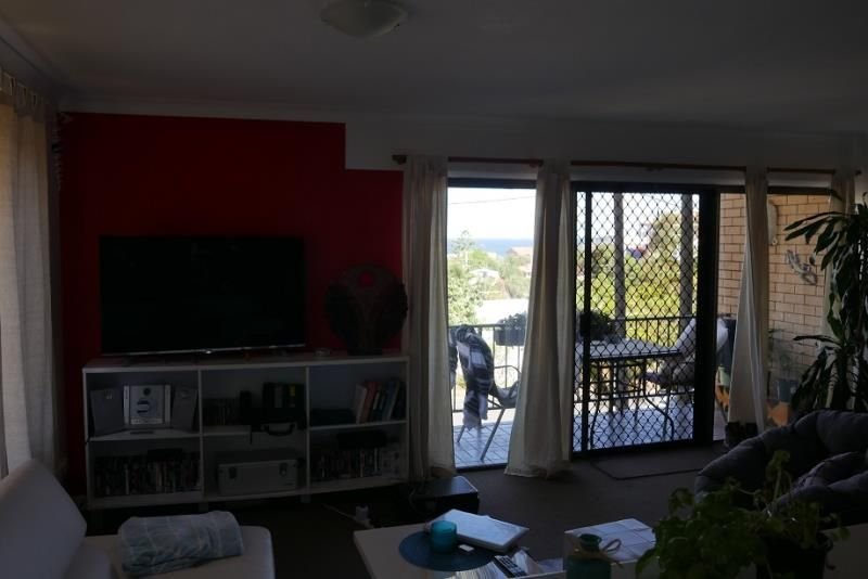 Photo - 2/6 Upper Gay Terrace, Kings Beach QLD 4551 - Image 7