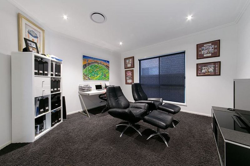 Photo - 26 Ure Street, Hendra QLD 4011 - Image 7