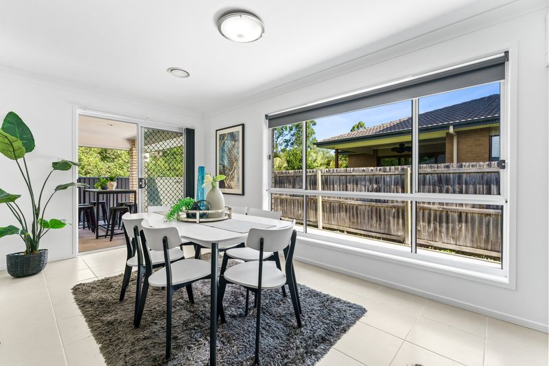 Photo - 26 Valentine Circuit, Augustine Heights QLD 4300 - Image 12