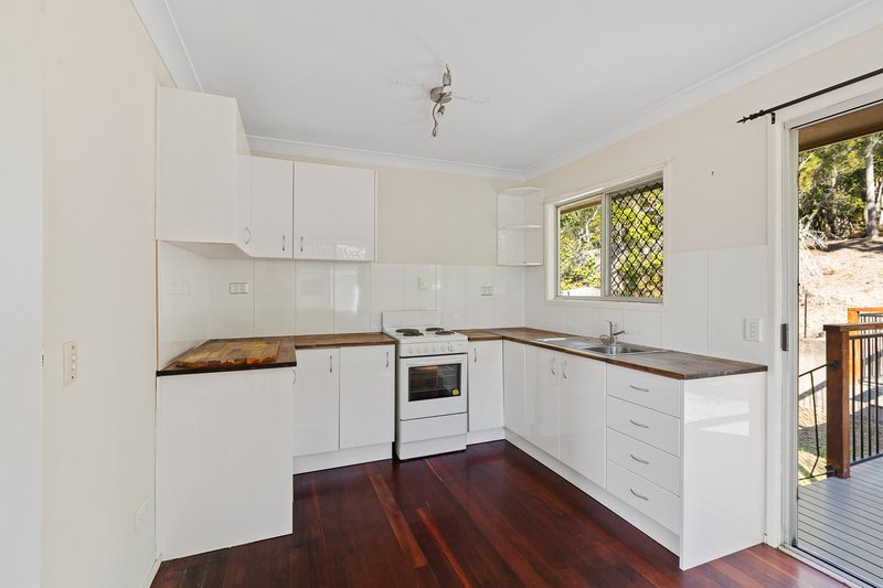 Photo - 26 Verbena Street, Mount Gravatt QLD 4122 - Image 7