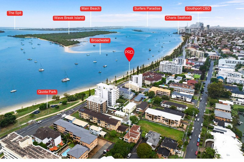 Photo - 2/6 Vernia Place, Biggera Waters QLD 4216 - Image 3