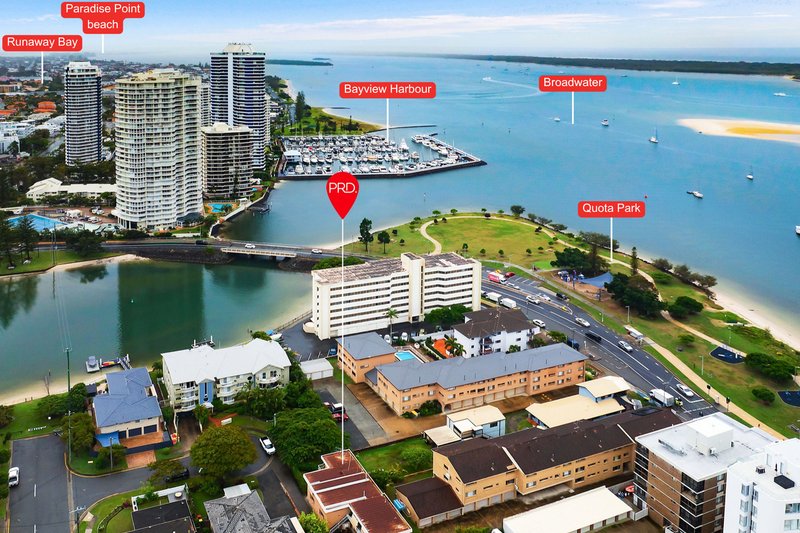 Photo - 2/6 Vernia Place, Biggera Waters QLD 4216 - Image 11