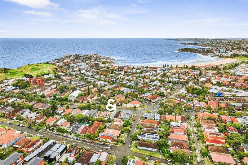 Photo - 26 Wairoa Avenue, North Bondi NSW 2026 - Image 2