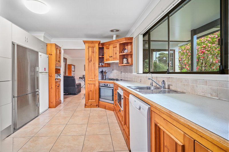 Photo - 26 Walumbi Avenue, Tingira Heights NSW 2290 - Image 2