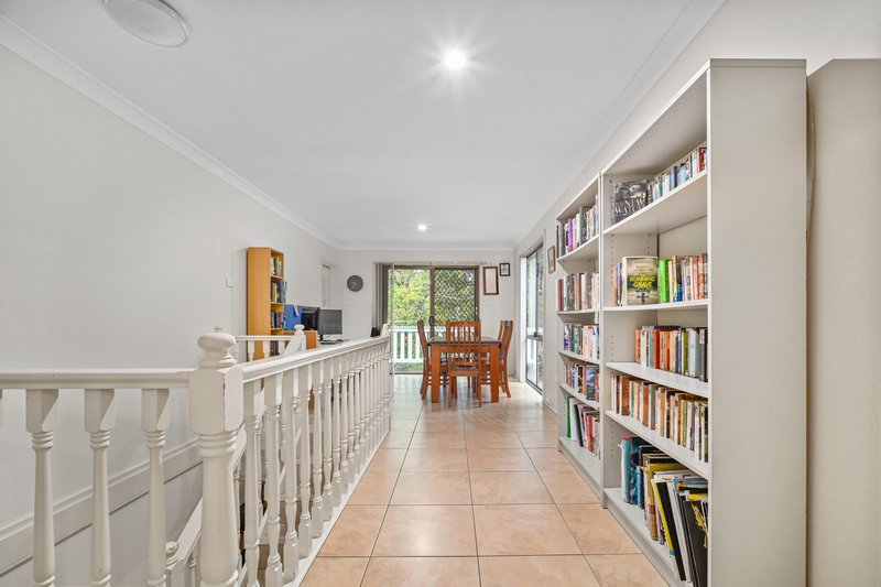 Photo - 26 Walumbi Avenue, Tingira Heights NSW 2290 - Image 4