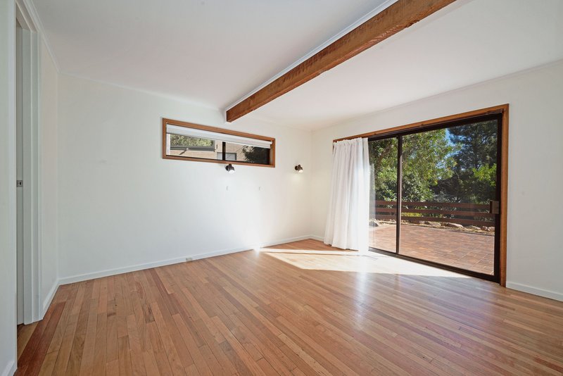 Photo - 26 Wangara Street, Aranda ACT 2614 - Image 5