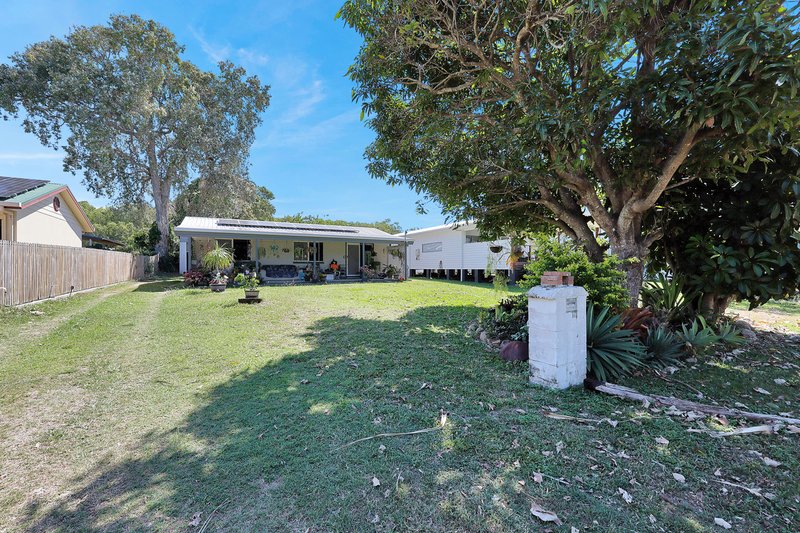 Photo - 26 Ward Esplanade, Ball Bay QLD 4741 - Image 3