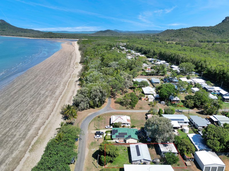 Photo - 26 Ward Esplanade, Ball Bay QLD 4741 - Image 8