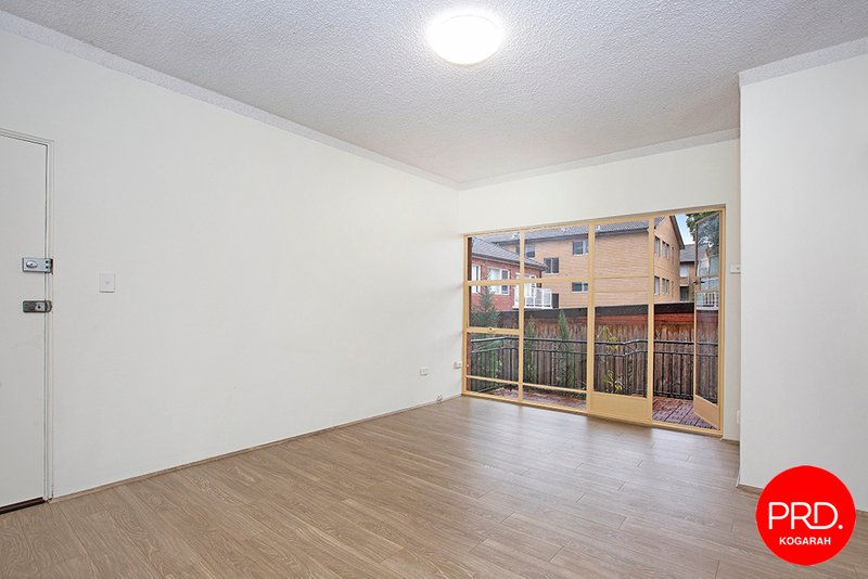 Photo - 2/6 Warialda Street, Kogarah NSW 2217 - Image 6