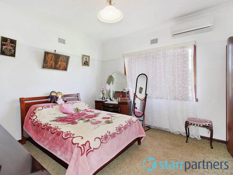 Photo - 26 Warialda Street, Merrylands NSW 2160 - Image 6