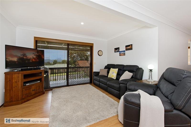 Photo - 26 Waterview Crescent, West Haven NSW 2443 - Image 2