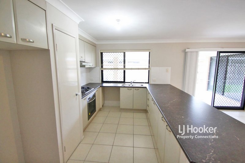 Photo - 26 Waterway Crescent, Murrumba Downs QLD 4503 - Image 2