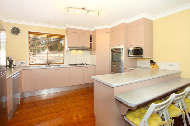 Photo - 26 Watford Crescent, Molendinar QLD 4214 - Image 5