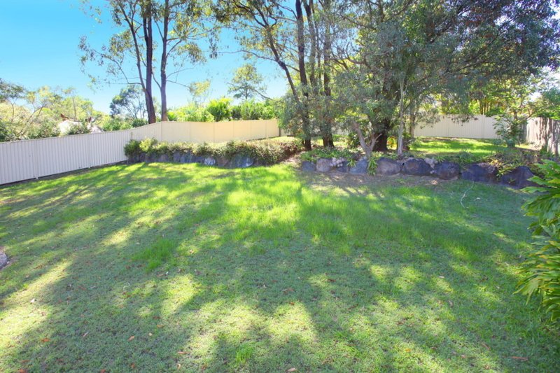 Photo - 26 Watford Crescent, Molendinar QLD 4214 - Image 18