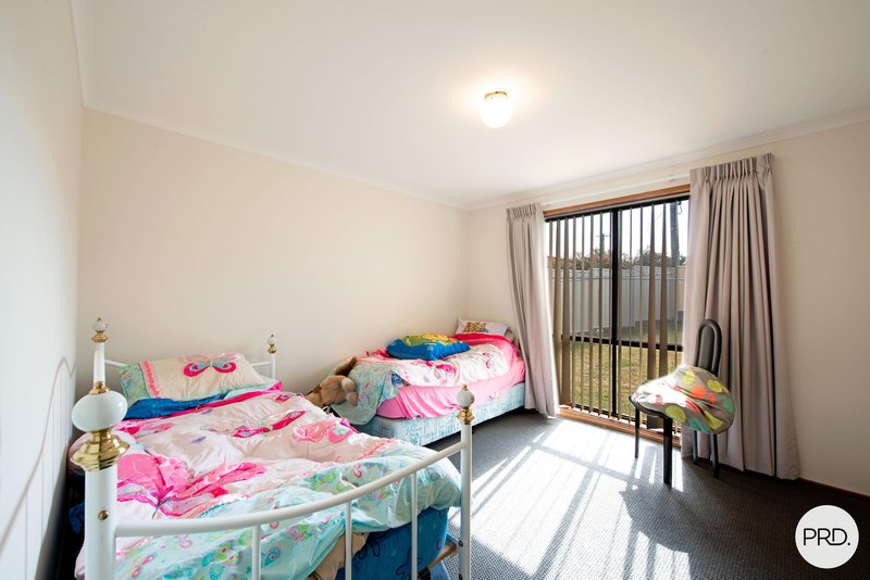 Photo - 26 Wedgwood Close, Chisholm ACT 2905 - Image 10