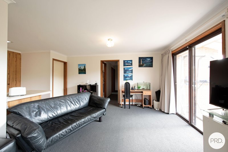 Photo - 26 Wedgwood Close, Chisholm ACT 2905 - Image 14