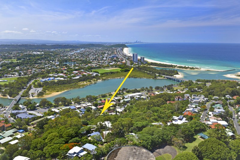 Photo - 2/6 Weeumba Street, Currumbin QLD 4223 - Image 3